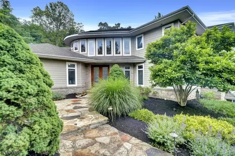 14 Gibson Ter, Bridgewater, NJ 08807