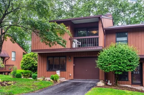 1176 Treetops, Wharton, NJ 07885