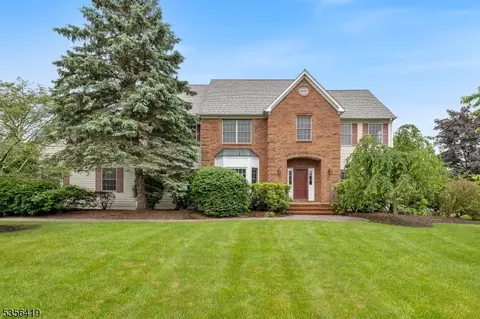 1 Joss Way, Millington, NJ 07946