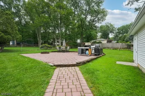 4 Lenape Trl, Wayne, NJ 07470 photo 37