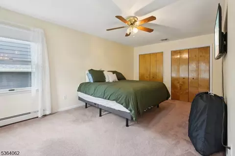 4 Lenape Trl, Wayne, NJ 07470 photo 18