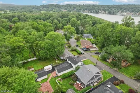 4 Lenape Trl, Wayne, NJ 07470 photo 42