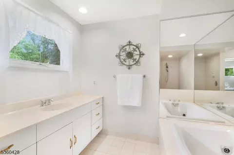 6 Evergreen Pl, Hackettstown, NJ 07840 photo 17