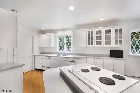 6 Evergreen Pl, Hackettstown, NJ 07840 photo 13