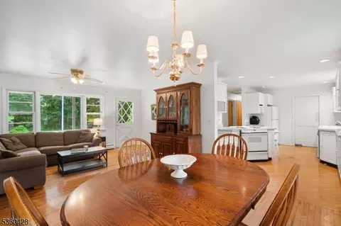 6 Evergreen Pl, Hackettstown, NJ 07840 photo 10