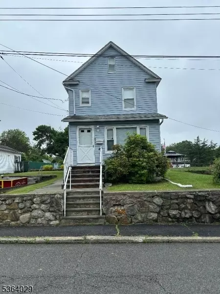 13 North St, Netcong, NJ 07857