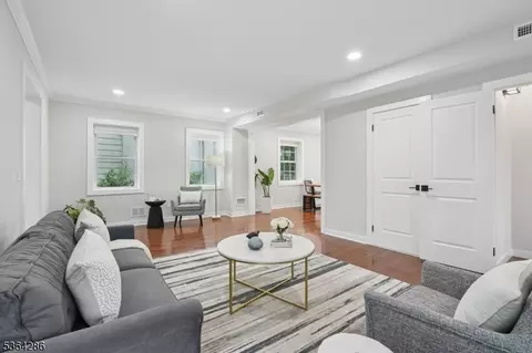 34 Rawley Pl, Millburn, NJ 07041 photo 6