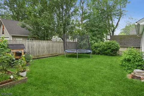 34 Rawley Pl, Millburn, NJ 07041 photo 42