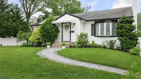 103 Marlboro St, Westfield, NJ 07090