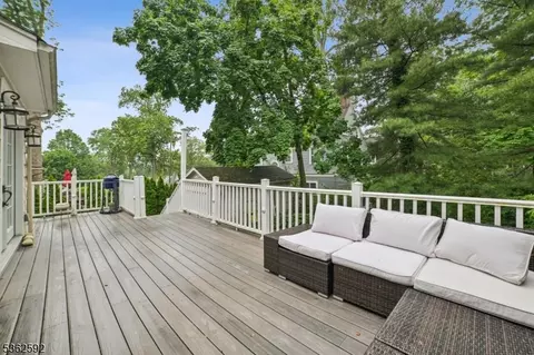 46 Maple St, Millburn, NJ 07041 photo 23