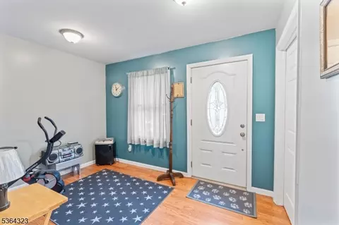 63 School St, Clark, NJ 07066 photo 4