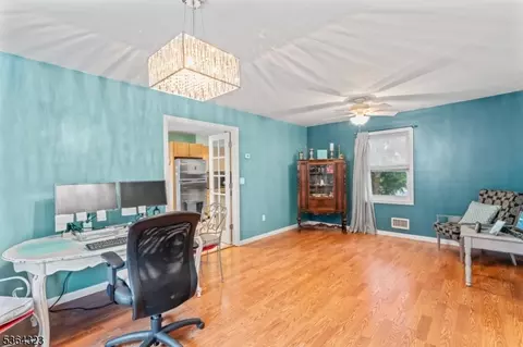 63 School St, Clark, NJ 07066 photo 6