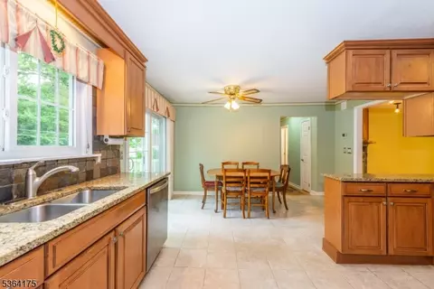 6 Condit St, Succasunna, NJ 07876 photo 5