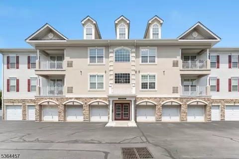 7 Cliff Rd #C1, Woodland Park, NJ 07424