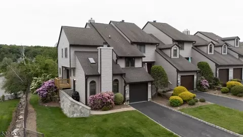 12 Davey Dr #12, West Orange, NJ 07052