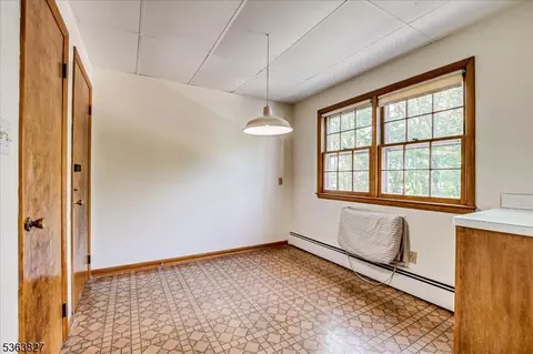 730 Old Post Rd, Edison, NJ 08817 photo 17