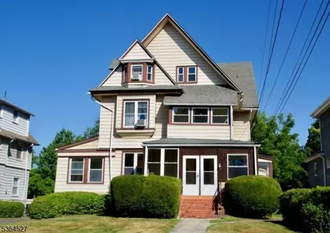 76 Grove St #4, Montclair, NJ 07042