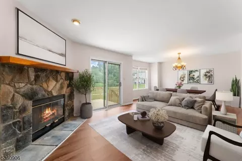 26 Allison Ct, Monmouth Junction, NJ 08852
