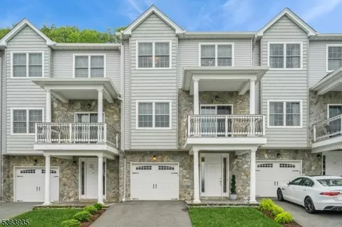 55 Halina Ln, Butler, NJ 07405