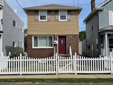 278 Forest St, Kearny, NJ 07032