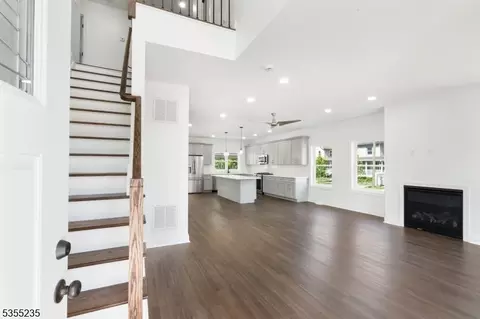 Entry Way - 400 Grant Ave, Plainfield, NJ 07060 photo 1 of 3
