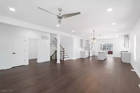 435 W 5th St, Plainfield, NJ 07060 photo 7