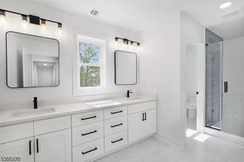 435 W 5th St, Plainfield, NJ 07060 photo 23