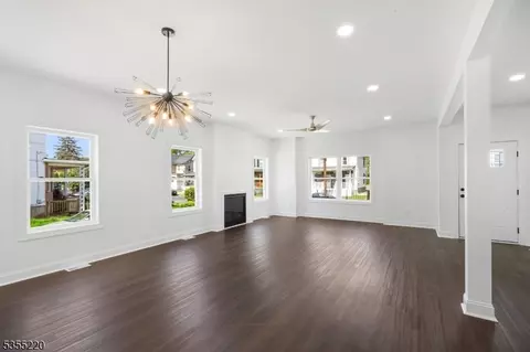 435 W 5th St, Plainfield, NJ 07060 photo 14