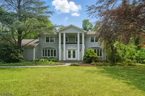 103 Fayson Lake Rd, Kinnelon, NJ 07405