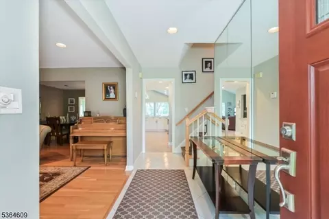 39 Terrace Rd, Wayne, NJ 07470 photo 19