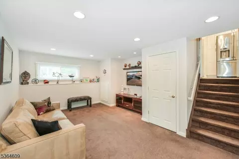 39 Terrace Rd, Wayne, NJ 07470 photo 17