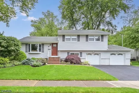 39 Terrace Rd, Wayne, NJ 07470