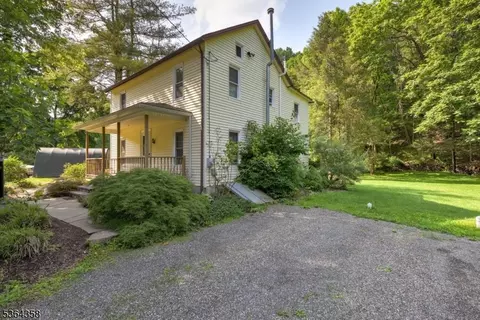 2056 State Route 31, Glen Gardner, NJ 08826