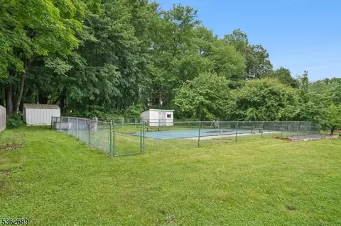 8 Parkview Dr, Hackettstown, NJ 07840 photo 24