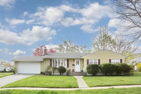86 Spottswood Rd, Glen Rock, NJ 07452