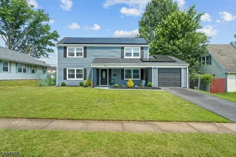 31 Mercator Ln, Willingboro, NJ 08046