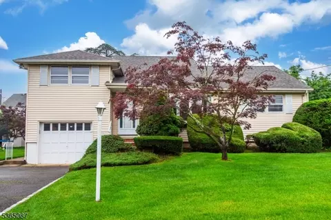 6 Rutgers Pl, Clifton, NJ 07013