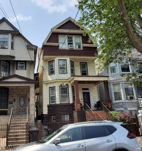 322 Clifton Ave, Newark, NJ 07104