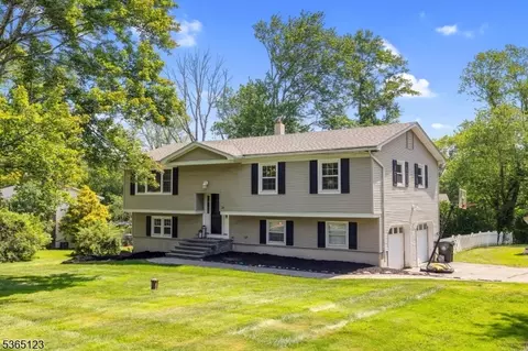 26 Robert St, Flanders, NJ 07836 photo 2