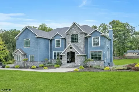 189 Park Rd, Parsippany-troy Hills Twp, NJ 07054