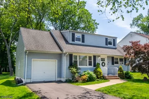 15 Equator Ave, South Bound Brook, NJ 08880