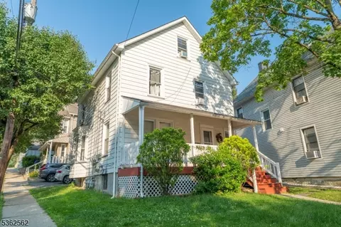 35 Harrison St, Morristown, NJ 07960