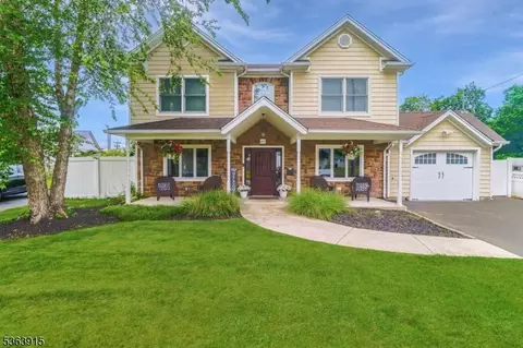 88 Bergen Dr, Little Falls Twp, NJ 07424
