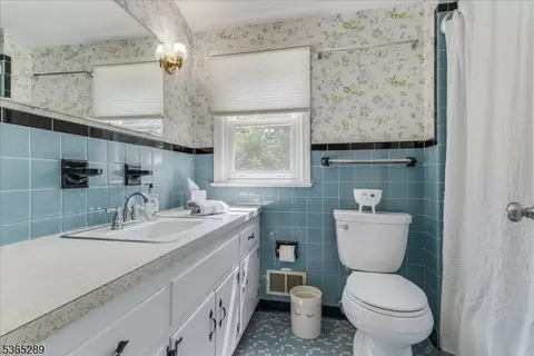 63 Kathleen Ct, Wayne, NJ 07470 photo 22