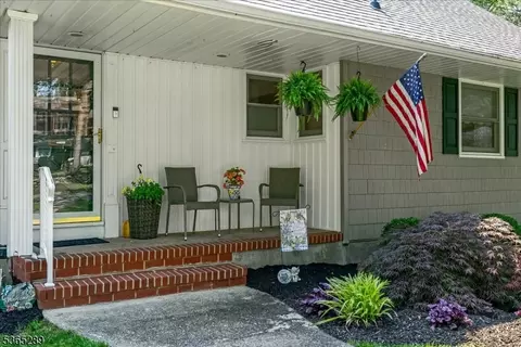 63 Kathleen Ct, Wayne, NJ 07470 photo 25