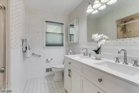 63 Kathleen Ct, Wayne, NJ 07470 photo 20