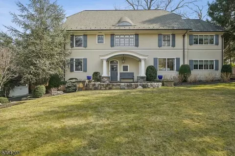 57 Fernwood Rd, Summit, NJ 07901