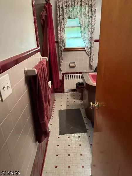 33 Jerome Pl, Wayne, NJ 07470 photo 7