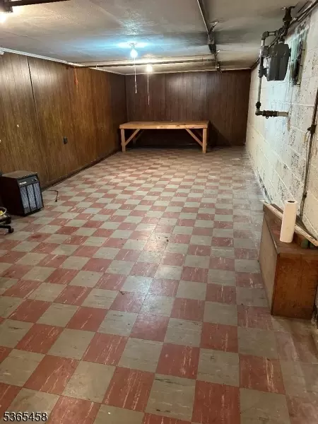 33 Jerome Pl, Wayne, NJ 07470 photo 8