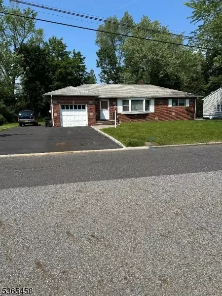 33 Jerome Pl, Wayne, NJ 07470
